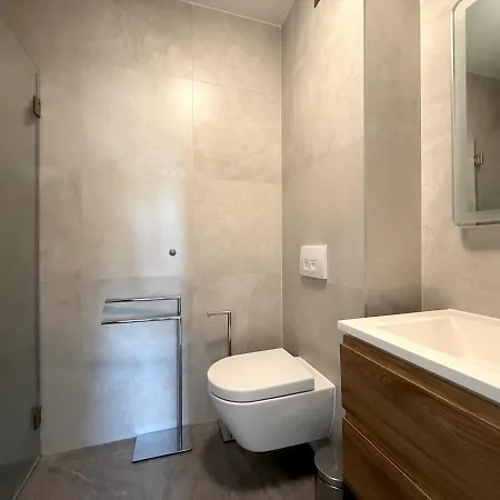 Two Bedroom Sea View *